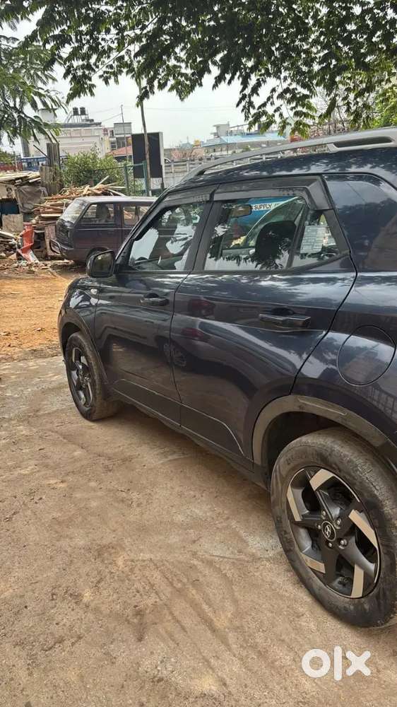 Hyundai Venue 2021 Petrol Good Condition