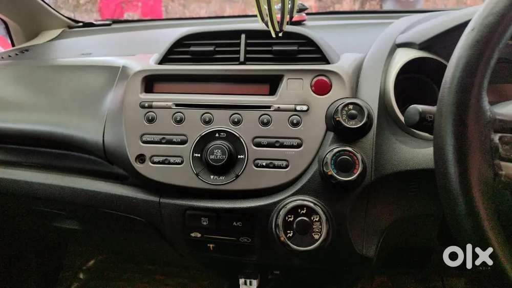 Honda Jazz I-vtec 2012 Petrol Car