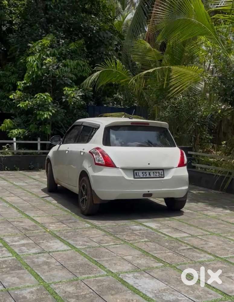 Maruti Suzuki Swift 2012