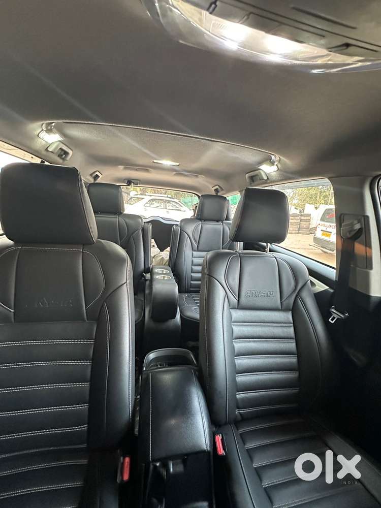 Toyota Innova Crysta 2016 Diesel Manual