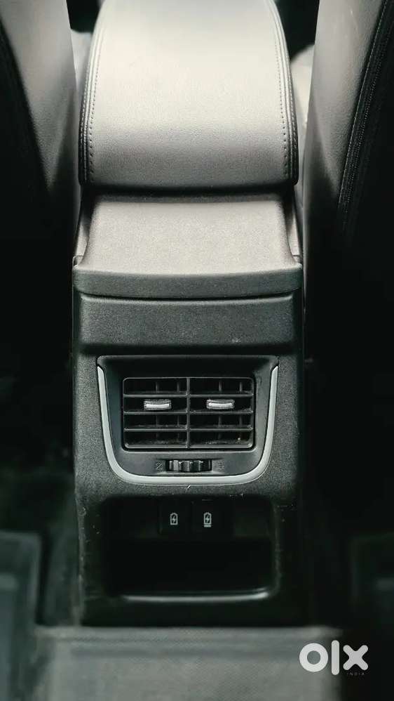 Maruti Suzuki Grand Vitara Alpha +