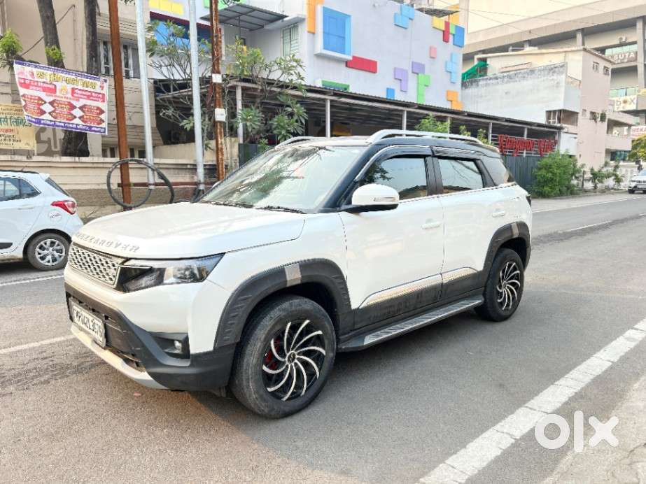 Maruti Suzuki Brezza 1.5 Vxi Smart Hybrid, 2023, Petrol