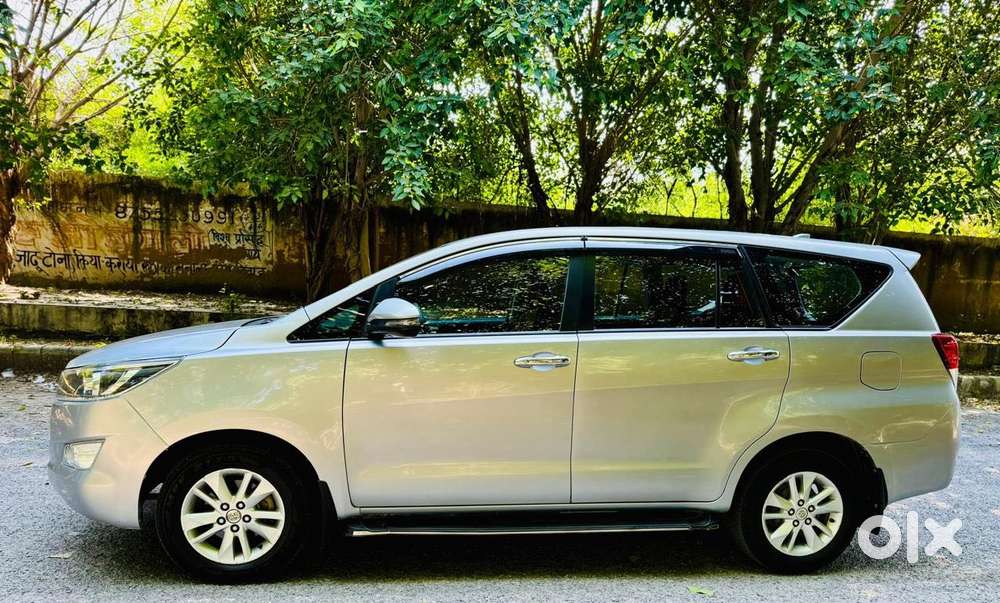 Toyota Innova Crysta 2.7 Gx At 8s, 2020, Diesel