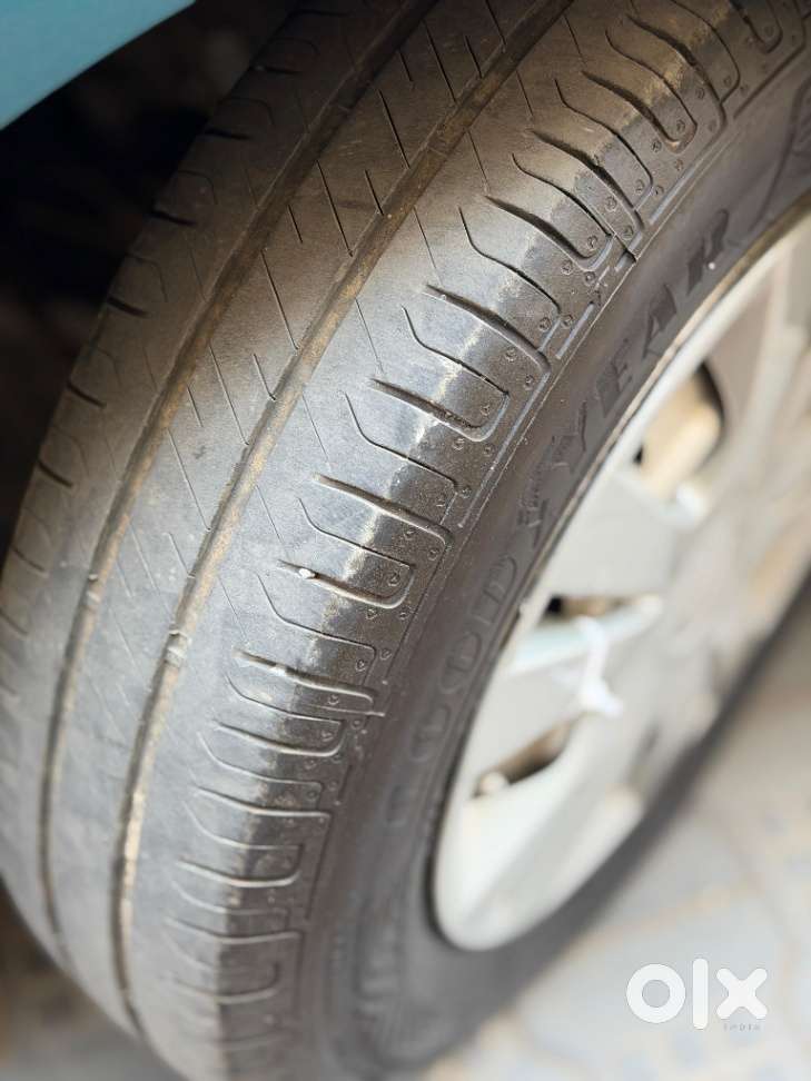 Maruti Suzuki Swift Dzire, 2015, Petrol