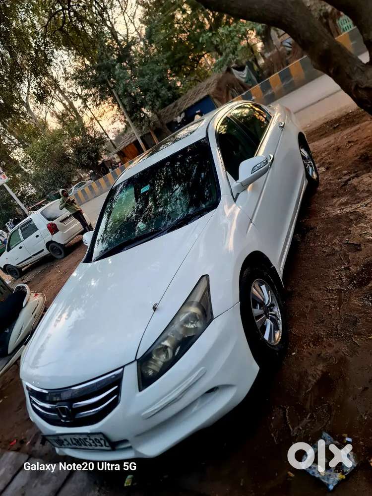 Honda Accord Petrol 2012