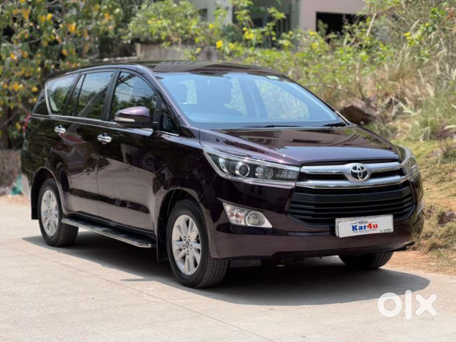 Toyota Innova Crysta 2.4 V 7 Str, 2017, Diesel