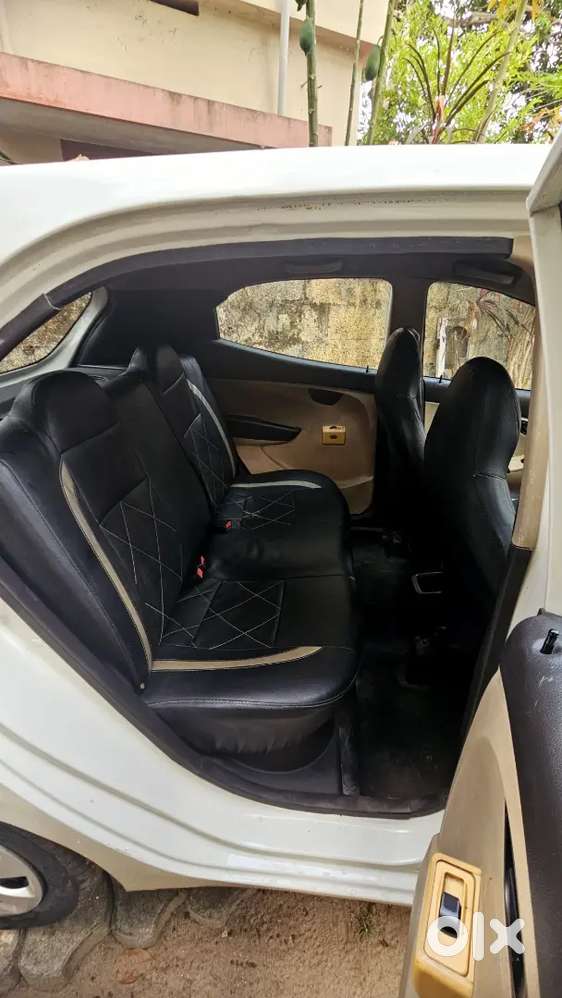 Hyundai Eon Magna + 2012 Petrol
