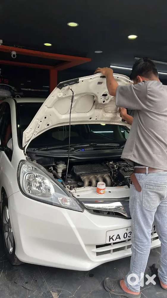 White Car With Showroom Record