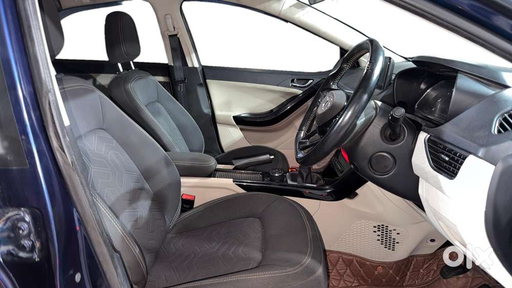 Tata Nexon 1.2 Revotron Xz Plus, 2022, Petrol