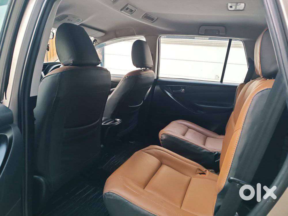 Toyota Innova Crysta 2.8 Gx At, 2017, Diesel