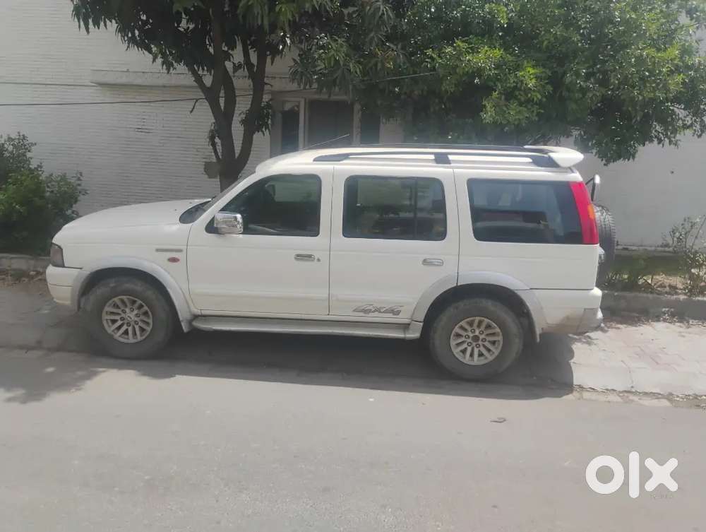 Ford Endeavour 2005 Diesel 200000 Km Driven