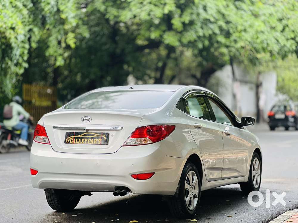 Hyundai Verna 1.6 Ex Vtvt, 2013, Petrol