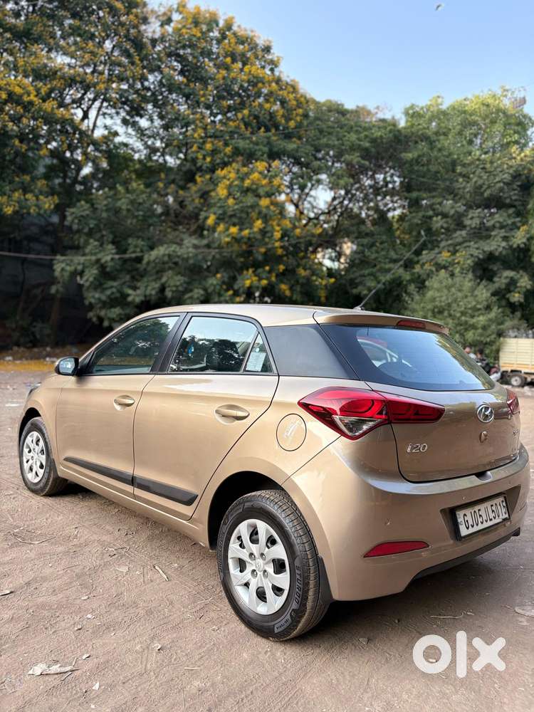 Hyundai I20 Sportz 1.2 Bs-iv, 2015, Petrol