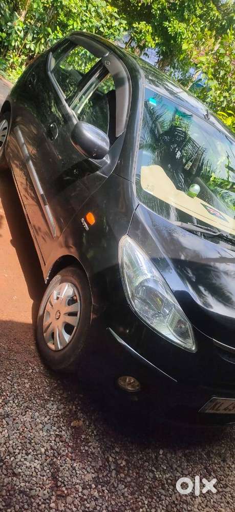 Hyundai I10 2011 Year Petrol Car Kerala Registration