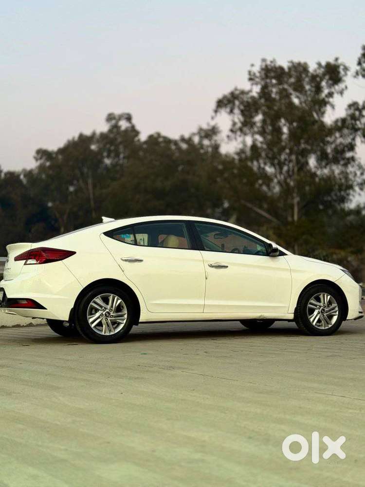 Hyundai Elantra 1.6 S, 2021, Petrol