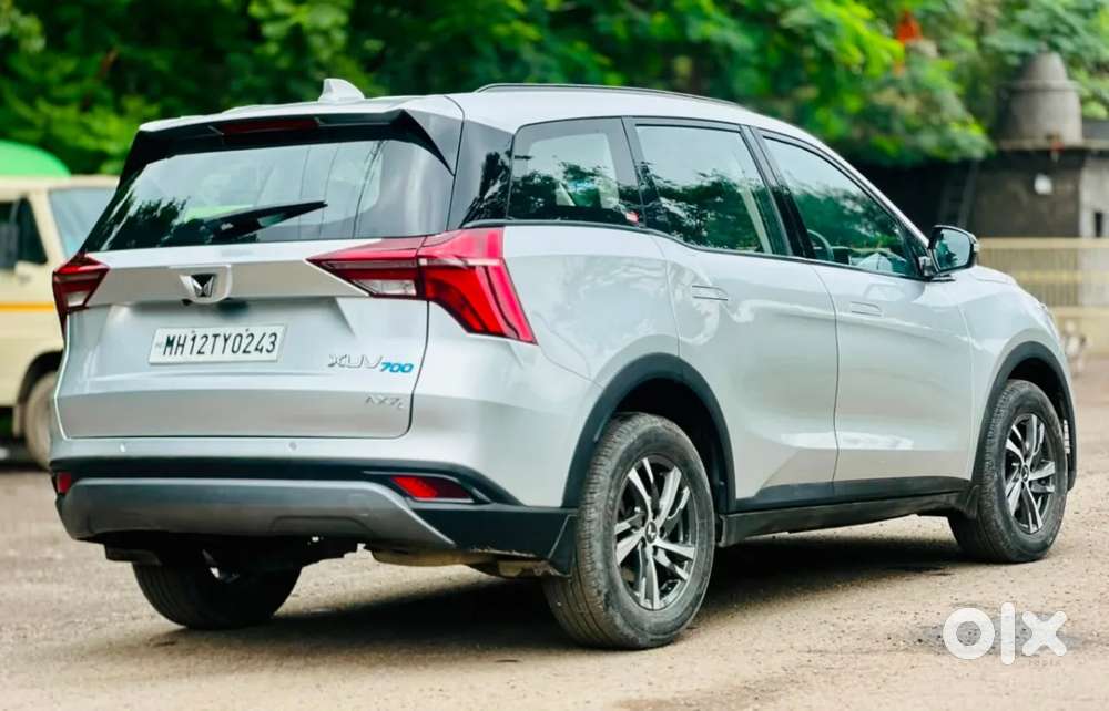 Mahindra Xuv700 2.0 Ax 5 Petrol Mt Str, 2021, Petrol