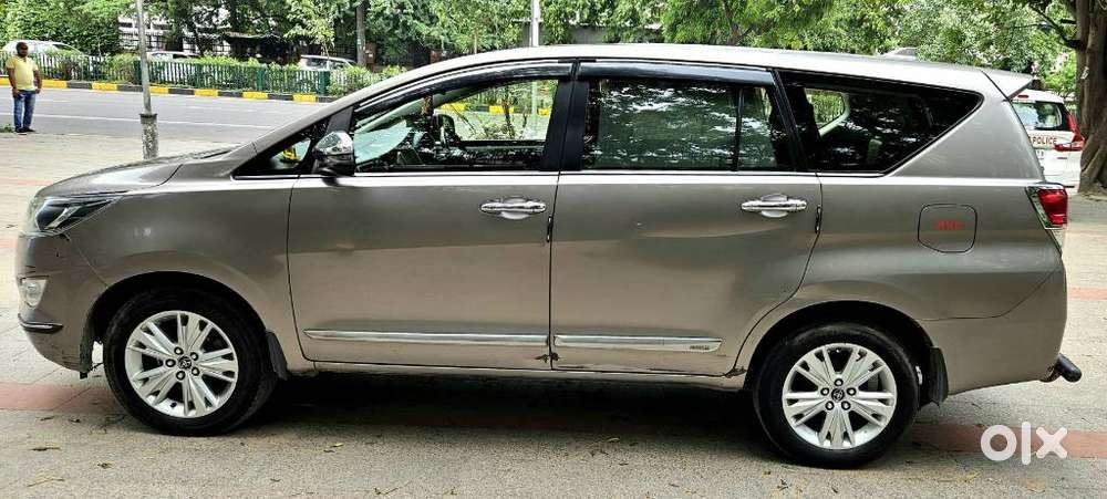 Toyota Innova Crysta 2.8z Automatic, 2020, Diesel