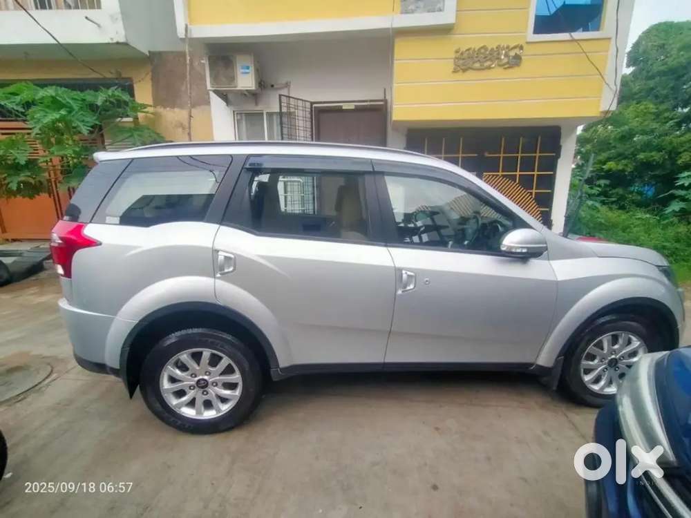 Mahindra Xuv500 2020 Diesel 42000 Km Driven