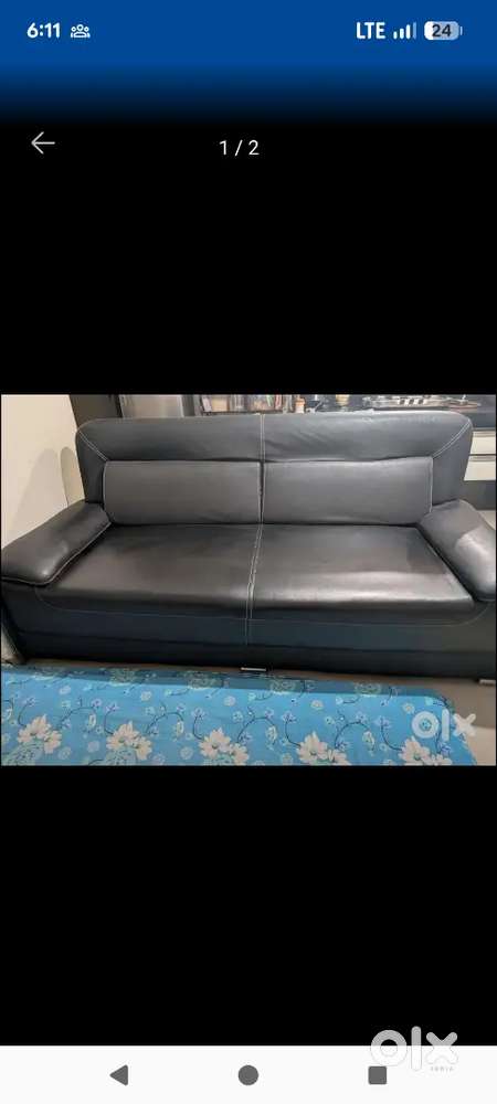 Premium Rexine 3+1+1 Sofa set for sell.