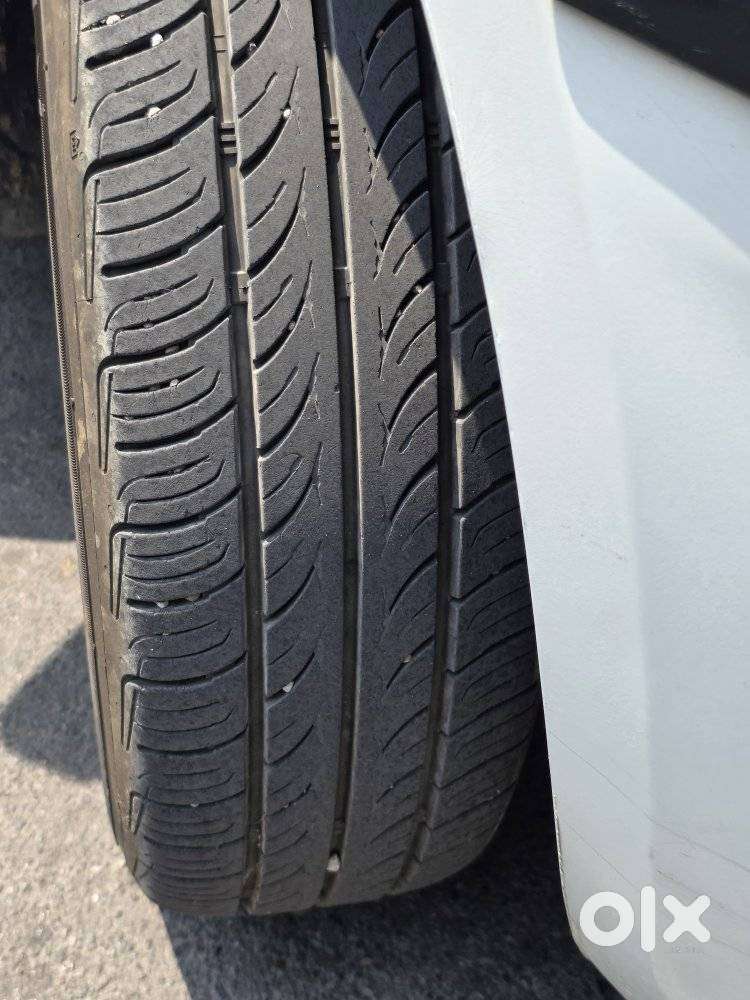 Maruti Suzuki Swift Dzire Zdi Bsiv, 2015, Diesel