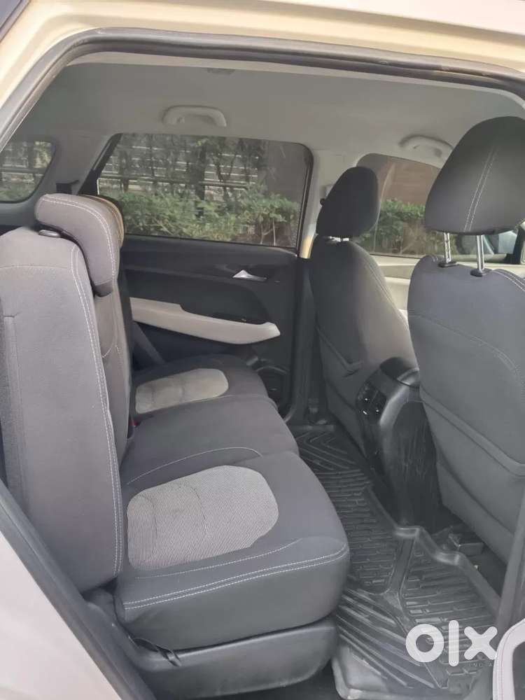 Mg Hector Plus 1.5 Hybrid Super Turbo 7 Str, 2021, Petrol