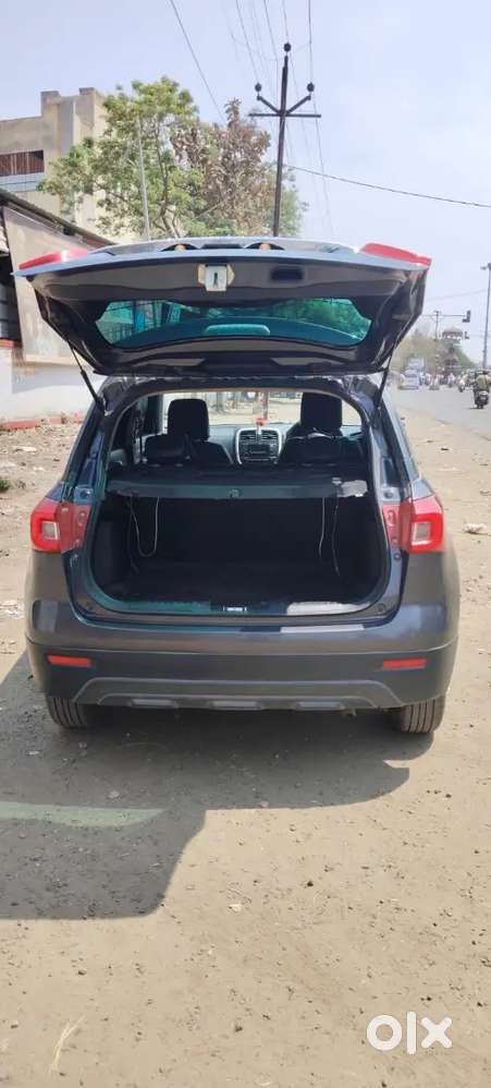 Maruti Suzuki Brezza 2021 Brand New Condition 23900km Well Maintained