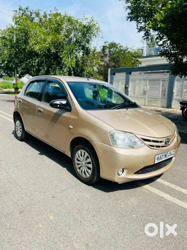 Toyota Etios Liva G Plus, 2012, Petrol
