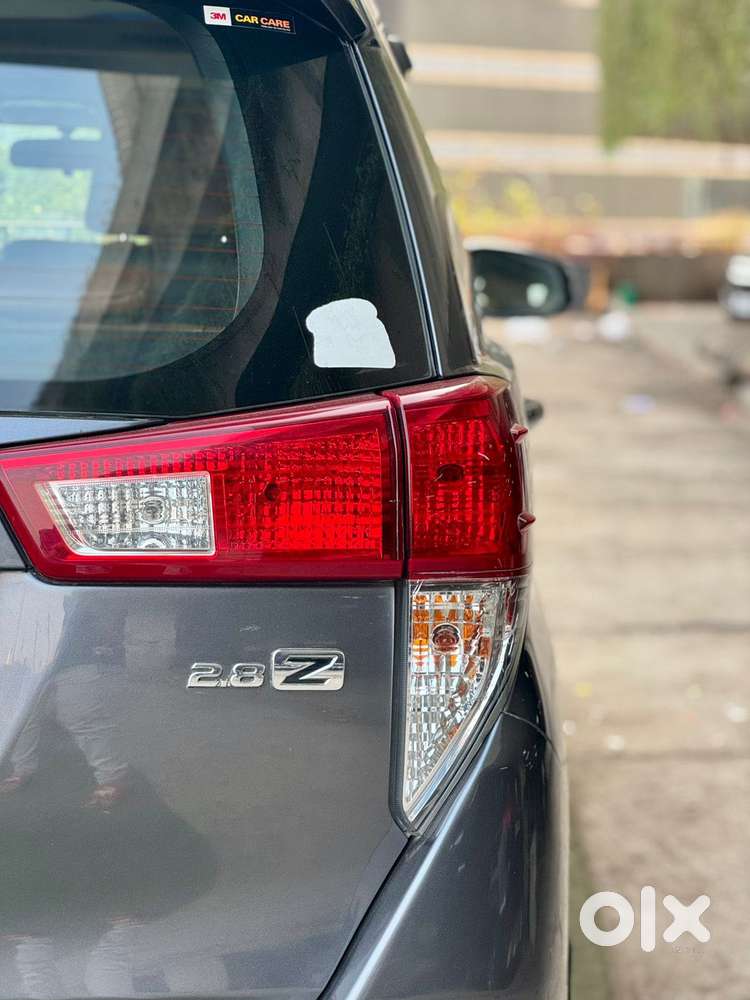 Toyota Innova Crysta 2.8 Z, 2016, Diesel