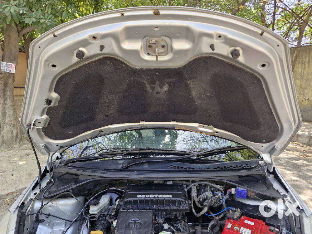 Tata Tiago 1.2 Revotron Xt Option, 2017, Petrol