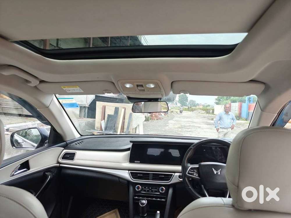Mahindra Xuv700 2.2 Ax 7 Diesel Mt Str, 2022, Diesel