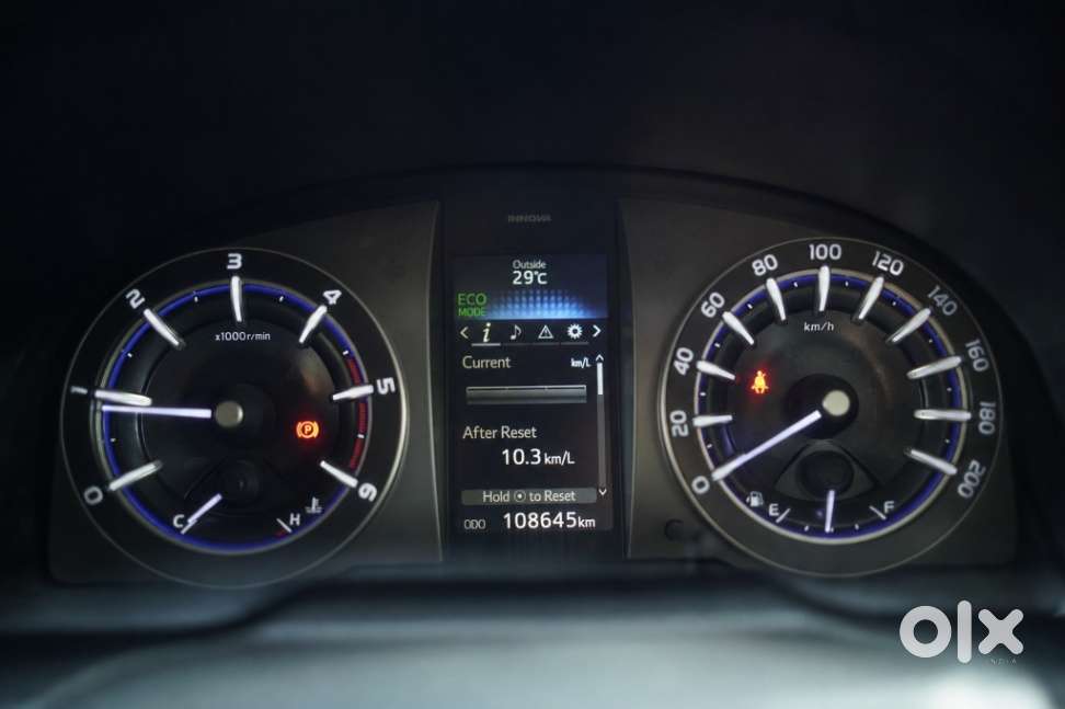 Toyota Innova Crysta 2.4 V, 2022, Diesel