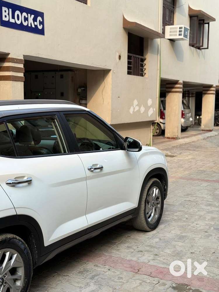 Hyundai 2023 Manual Petrol
