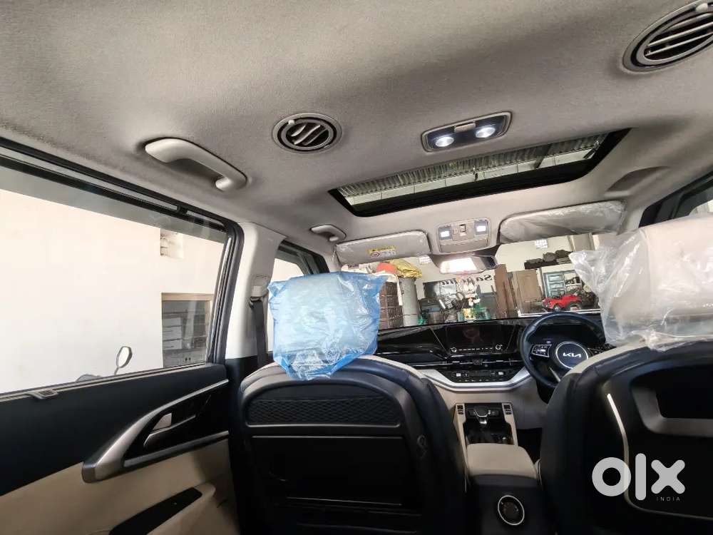 Kia Carens Top Model  Diesel Automatic