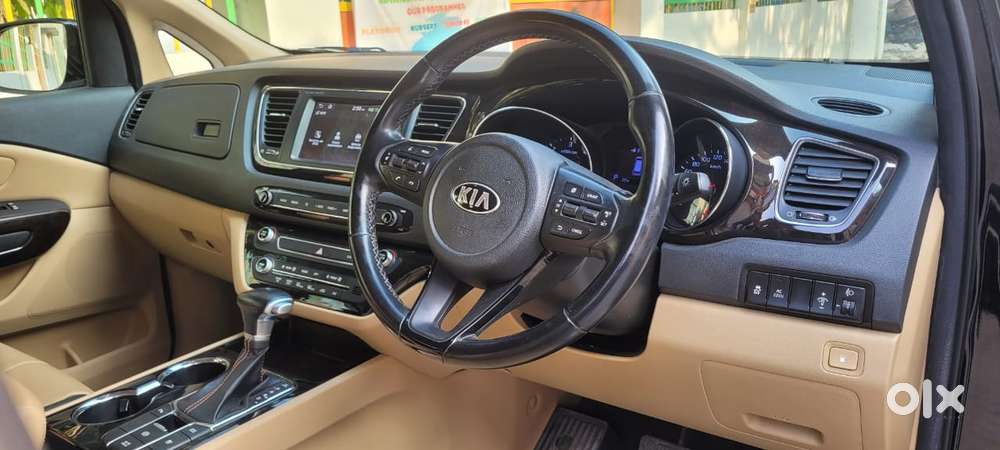 Kia Carnival Limousine Plus 7 Str, 2021, Diesel