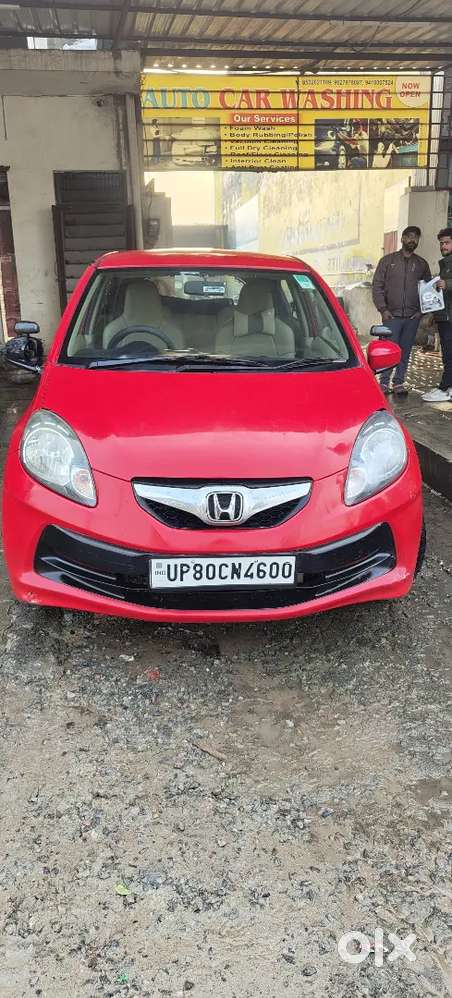 Honda Brio 2013 Petrol Well Maintained