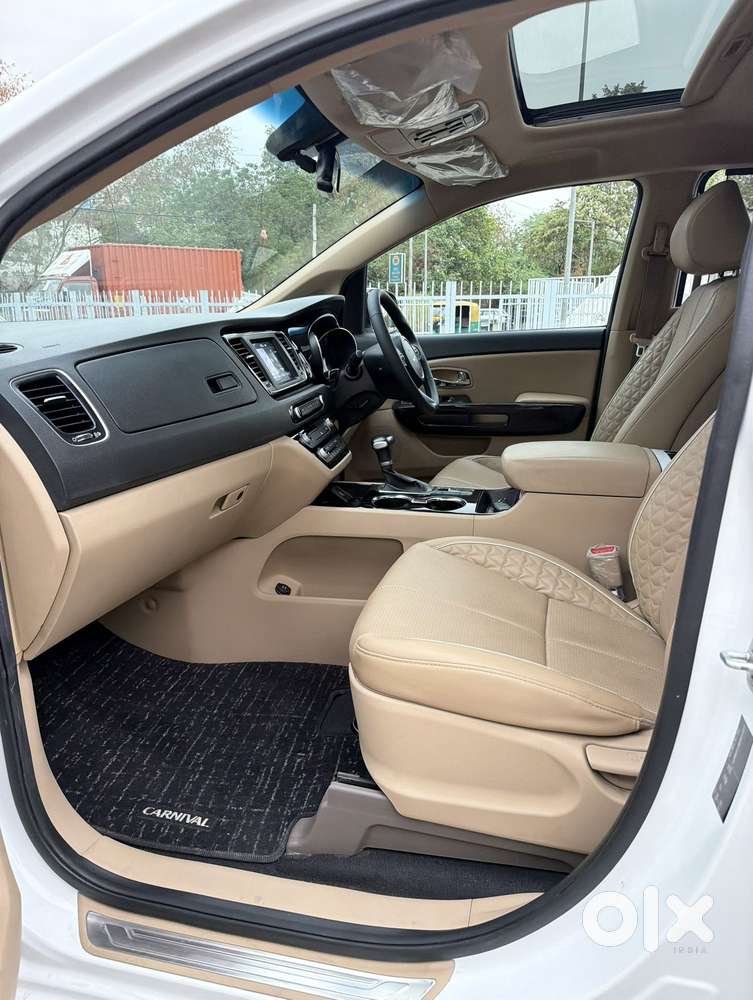 Kia Carnival Limousine Plus 7 Str, 2022, Diesel
