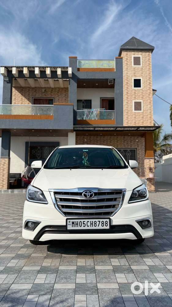 Toyota Innova 2.5 Z 2015