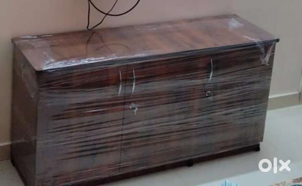 Cabinet - 3 doors