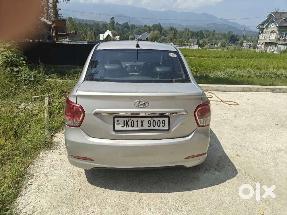 Hyundai Xcent Petrol Manual 2015