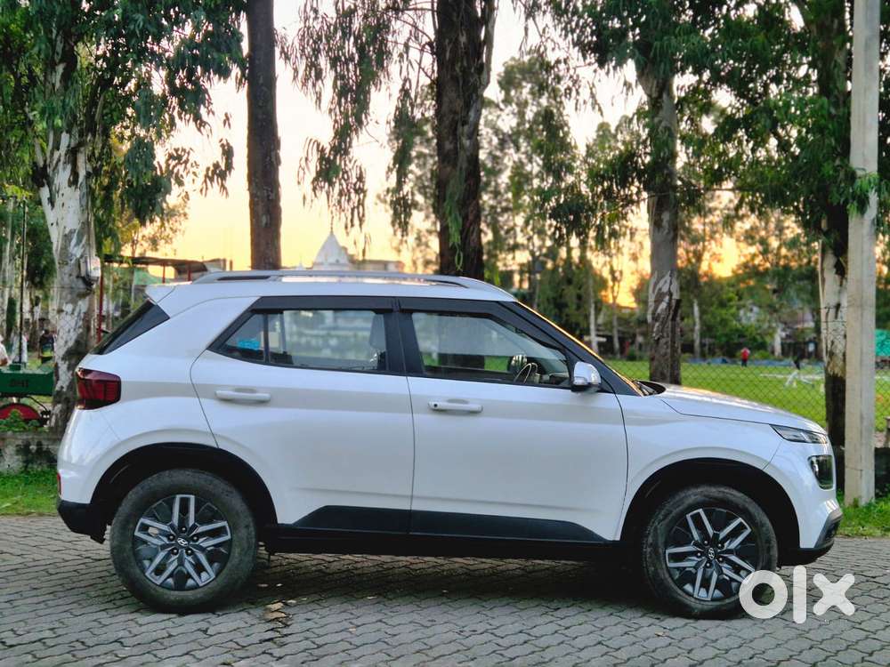 Hyundai Venue Sx Turbo, 2021, Petrol