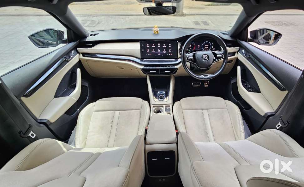 Skoda Octavia 2.0 L K Tsi At, 2022, Petrol