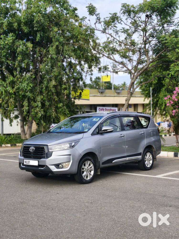 Toyota Innova Crysta 2.8 Gx At, 2016, Diesel