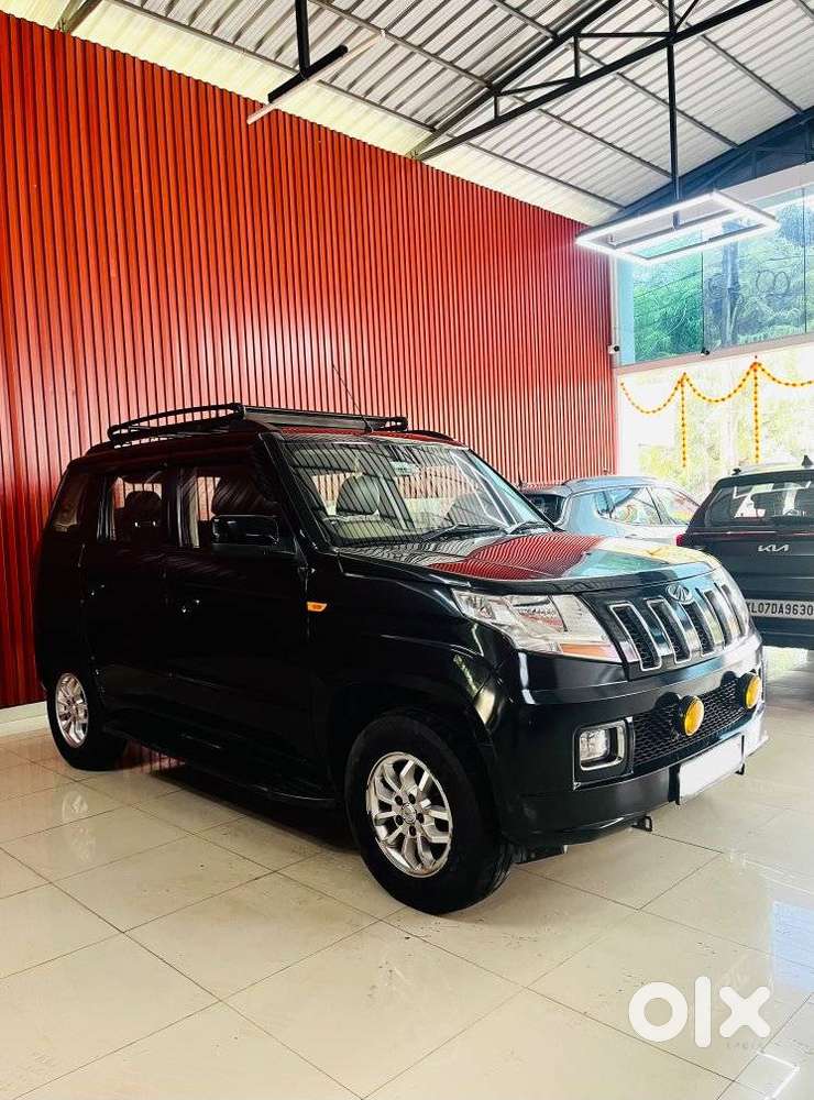 Mahindra Tuv 300 T8 Amt, 2016, Diesel
