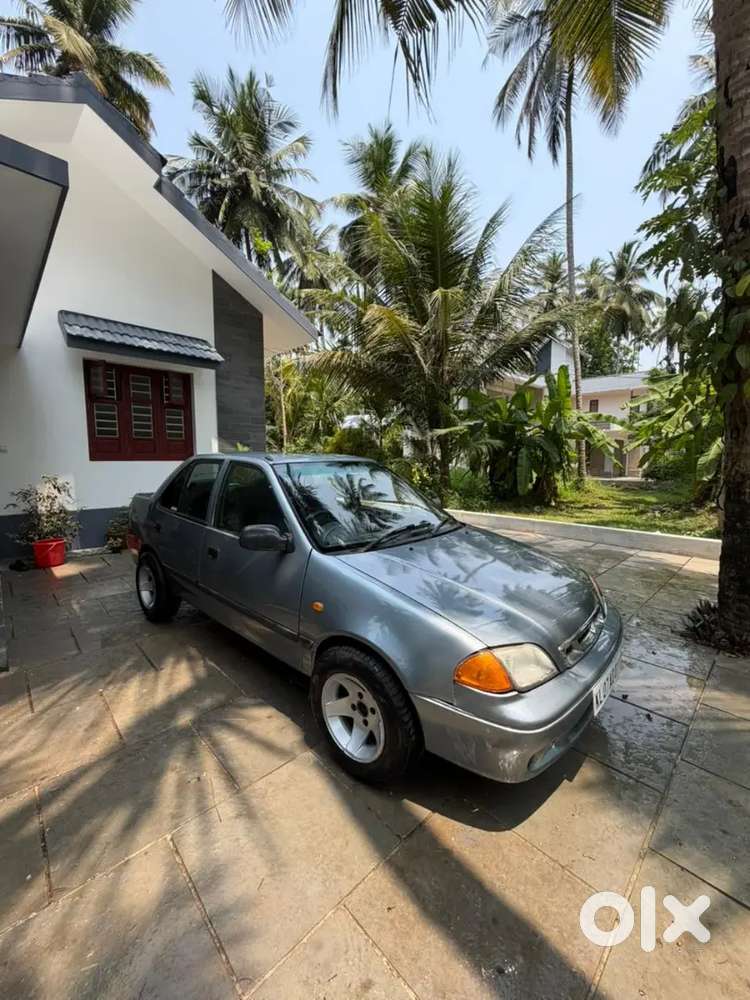 Maruti Suzuki Esteem 2001