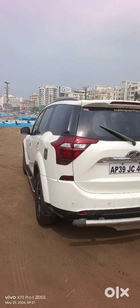 Mahindra Xuv500 2021