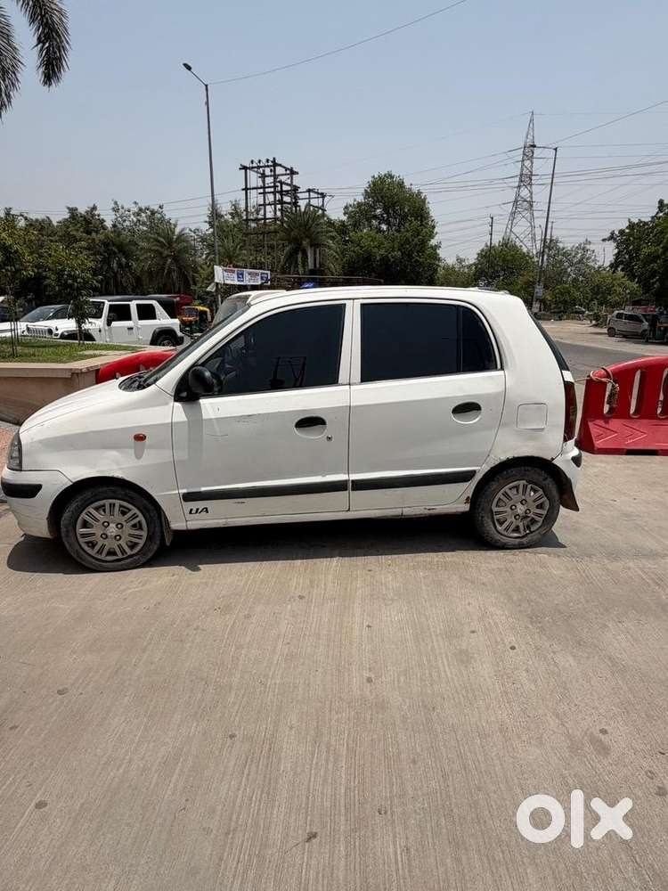 Hyundai 2013 Petrol Car