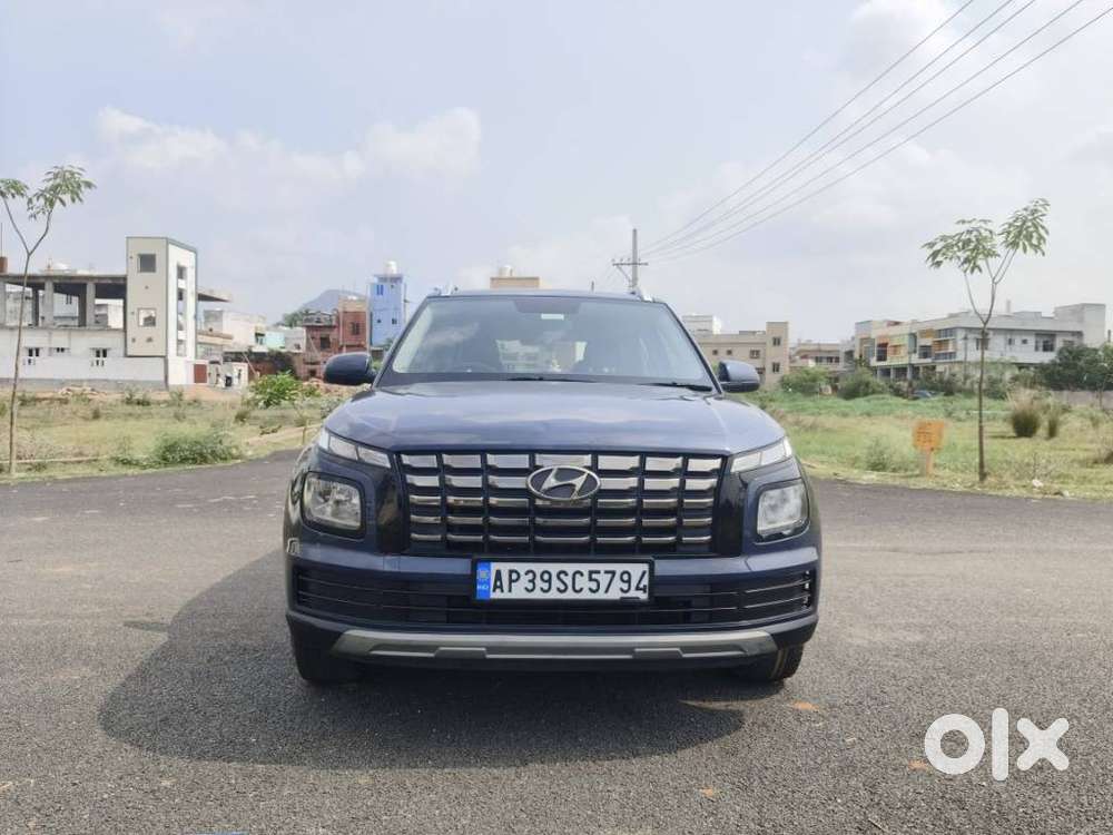 Hyundai Venue 1.2 S (o), 2023, Petrol