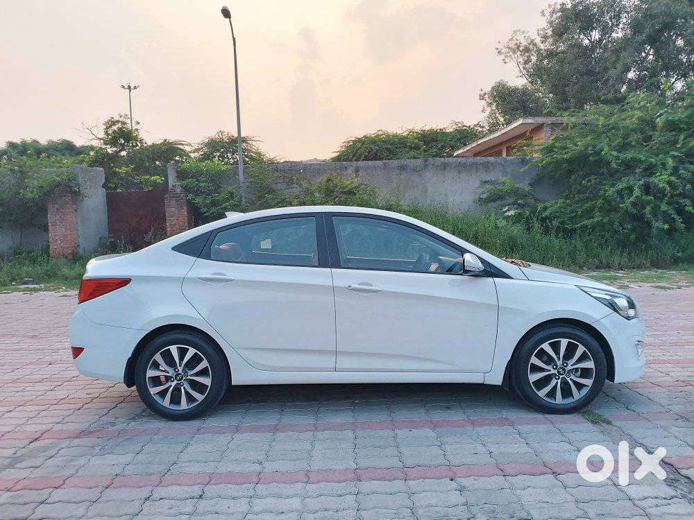 Hyundai Verna 1.6 Sx Vtvt, 2016, Petrol