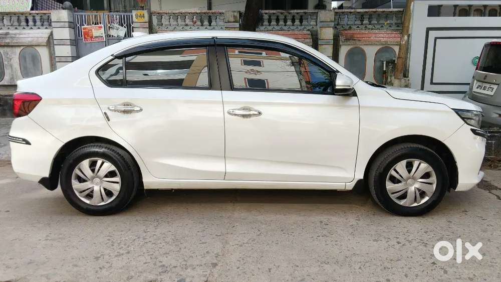 Honda Amaze 2022 Petrol Well Maintained