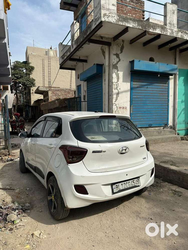 Hyundai Petrol Manual 2016